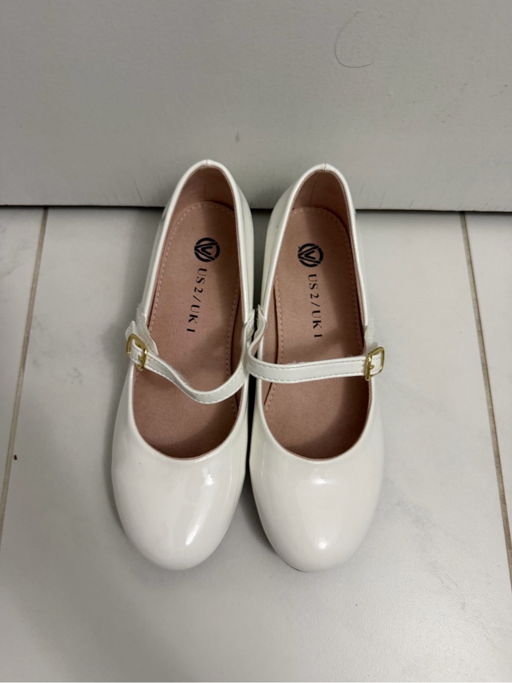 Girls White Patent Mary Jane Shoes
